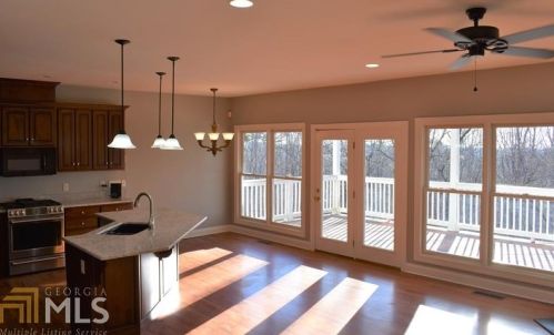 674 Bear Gap Rd, Clarkesville, GA 30523-1403
