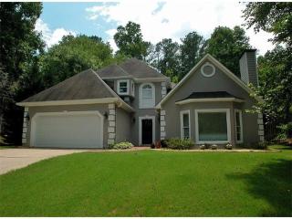 4025 Chipley Ct, Roswell, GA 30075-4186