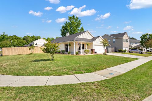 1335 Pinyon Pine Dr, Ladson, SC 29456-3163