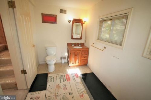 205 University Blvd, Silver Spring MD 20901-2025 exterior