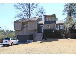 261 Pioneer Trl, Marietta, GA 30068-3470