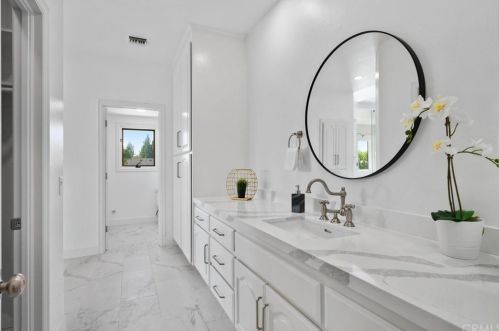 780 25th St, Upland CA  91784-1109 exterior