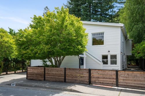 223 Kent Ave, San Rafael, CA 94904-2524