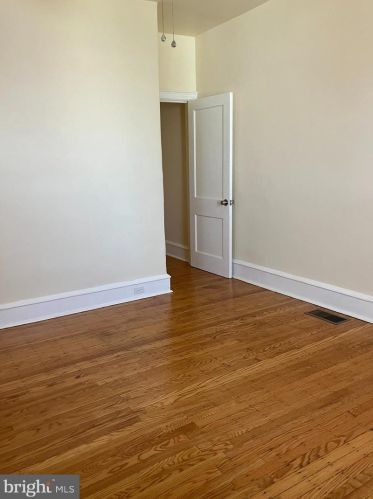 5705 Baltimore Ave, Philadelphia PA 19143-2717 exterior