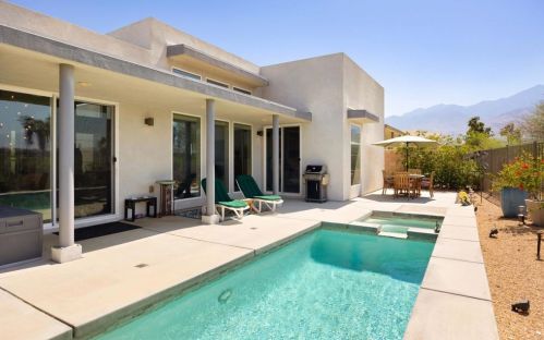 4495 Vantage Ln, Palm Springs, CA 92262-0502