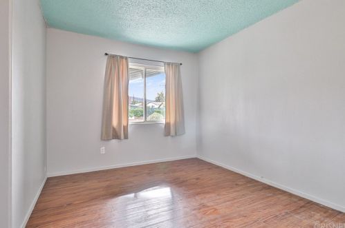 2693 Royal Ave, Simi Valley CA 93065-4768 exterior