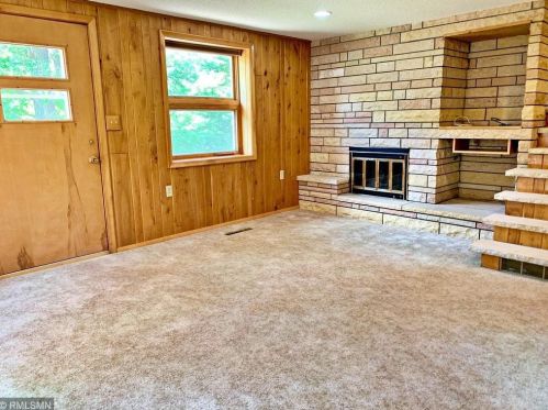 375 Floral Ave, Saint Paul MN  55126-5331 exterior