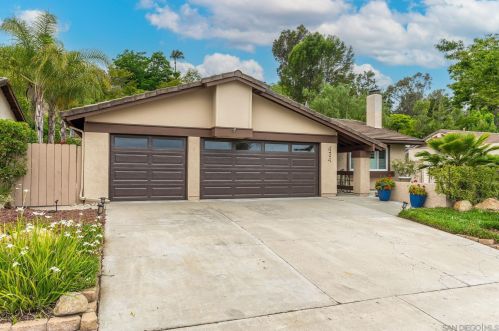434 Dewane Dr, El Cajon, CA 92020-2922