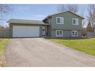 4320 Hemlock Ln, Minneapolis, MN 55442-2730
