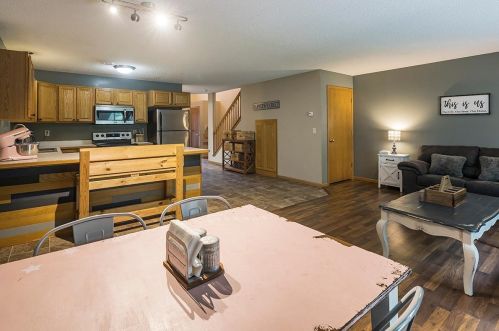 6383 13th St, Saint Paul MN  55128-5953 exterior