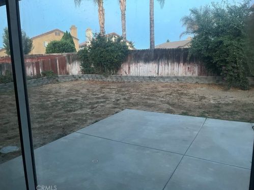 4264 Tewa Way, Riverside, CA 92509-7806
