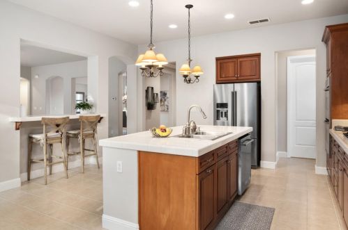 2017 Medici Way, Folsom CA  95762-4154 exterior