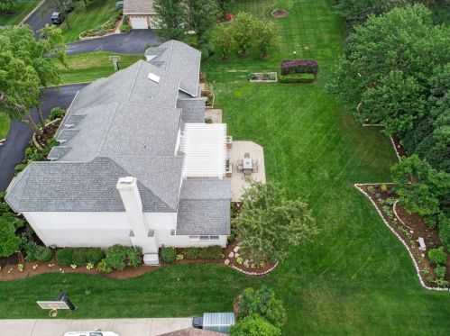 480 81 St, Willowbrook IL  60527-5985 exterior