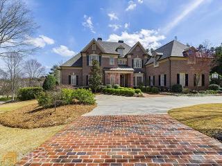 6535 Haddington Ln, Suwanee, GA 30024-5308