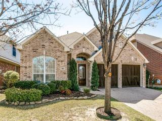7621 Glenwood Springs Ln, Mckinney TX  75070-2696 exterior