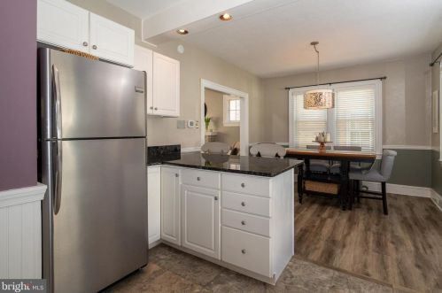 860 Fountain Ave, Lancaster PA  17601-4533 exterior