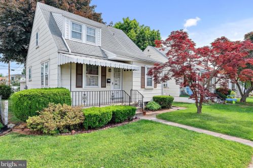 1549 Stanton St, York, PA 17404-5326