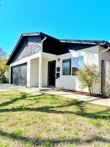409 Melrose St, Modesto, CA 95354-0433