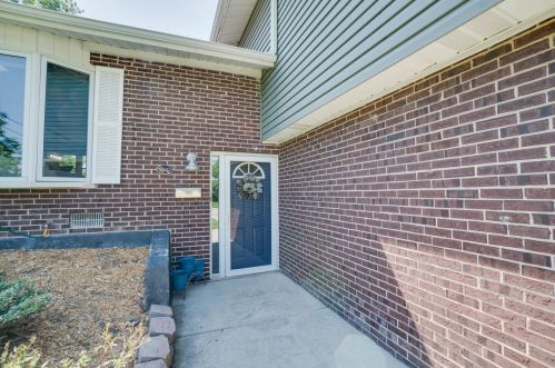 15242 Rob Roy Dr, Oak Forest, IL 60452-1933