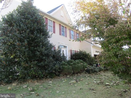 2710 Mckenzie Ln, Fredericksburg, VA 22408-8072