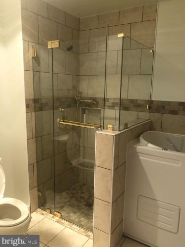 11525 Southampton Ct, Fredericksburg, VA 22407-9104