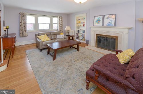 43 Treaty Elm Ln, Tavistock, NJ 08033-3413