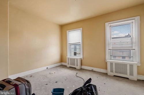 1745 19 St, Philadelphia PA  19145-2120 exterior