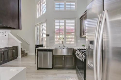 1126 Positano Ave, Anaheim CA  92808-1533 exterior