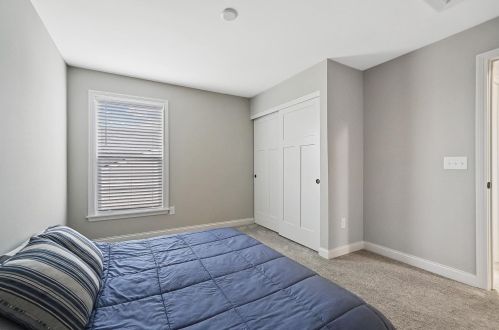 190 Winding Creek Dr, Springboro OH  45066-8200 exterior
