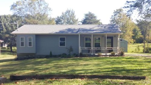 210 Stone St, Seymour, TN 37865-5210
