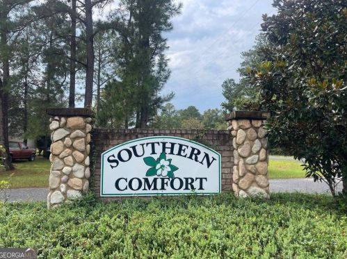 417 Charleston Ave, Statesboro, GA 30458-3580