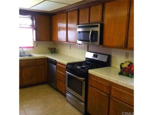 11824 Menlo Ave, Hawthorne CA  90250-3154 exterior