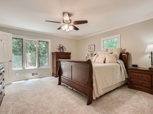 2269 Echo Hl Cir, Atlanta GA  30345-1902 exterior