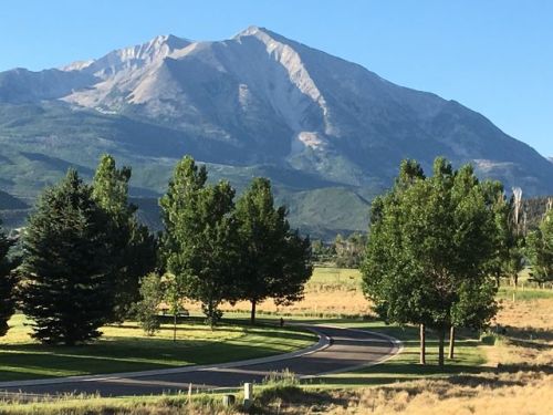 829 Perry Ridge Rd, El Jebel, CO 81623-3156