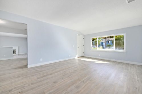 707 River View Dr, San Jose, CA 95111-2665