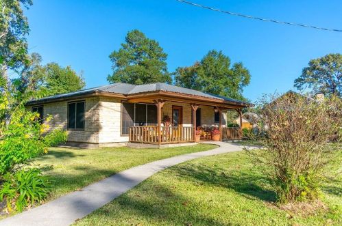 15302 Ben Wiggins Rd, Conroe TX  77303-4804 exterior