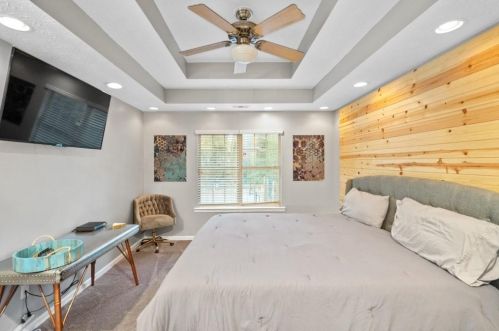2856 Baker Ridge Dr, Atlanta GA  30318-7227 exterior