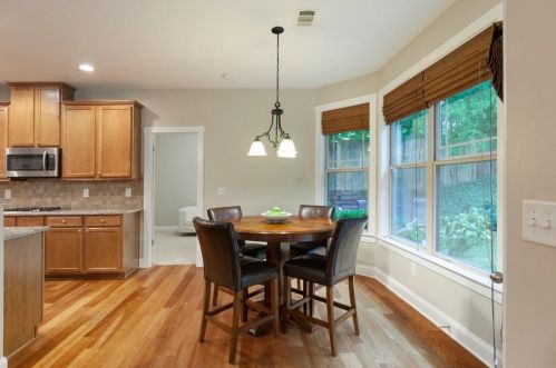 2035 Hatteras Way, Atlanta GA  30318-1084 exterior