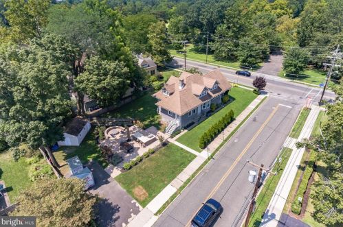 300 Collings Ave, Camden NJ 08107-1738 exterior