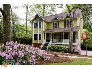 4887 Willow Creek Dr, Marietta, GA 30066-1241