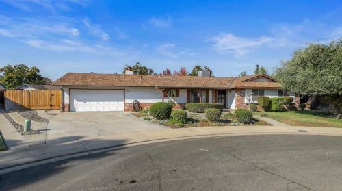 1013 Zinfandel Pl, Modesto, CA 95351-5140