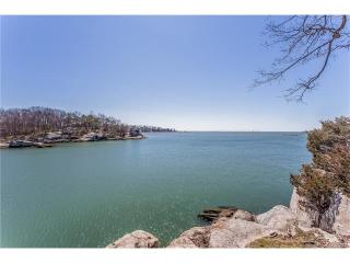 33 Castle Rock, Branford, CT 06405-4463