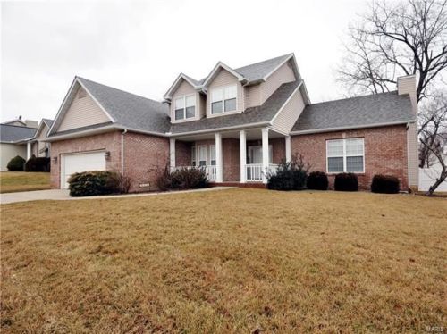 2045 Pinehurst Way, Maryville, IL 62062-5698