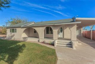 9998 Calabash Ave, Fontana, CA 92335-5221