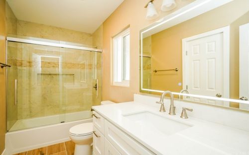 1787 Juno Ave, Anaheim CA  92804-4518 exterior