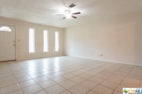 2004 Loma Vista Ave, Victoria, TX 77901-4224
