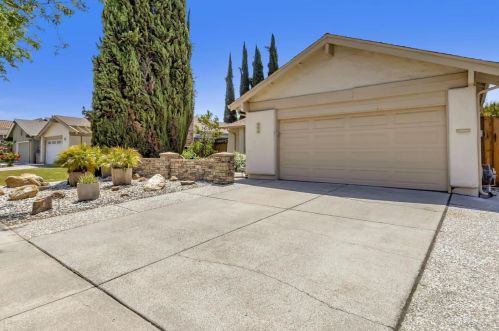 290 Sposito Cir, San Jose, CA 95136-2139