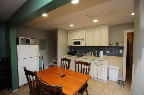 16 Center St, Dallas Plt, ME 04970-4131