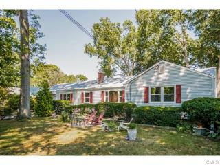 81 George Ave, Norwalk, CT 06851-5302