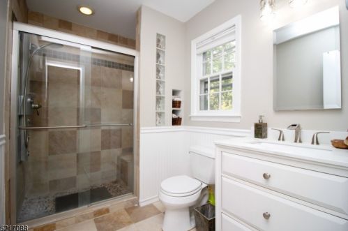 7 Wooded Hl Ln, Dover NJ  07869-3821 exterior